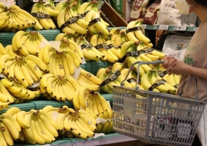 "호르무즈 봉쇄 계속되면 앞으로 '이것' 못 먹는다"…수급 차질 우려에 난리난 日