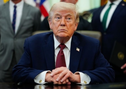 "고성에 욕설까지…트럼프, 전쟁 국면서 '불안' 노출"