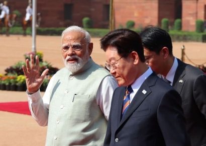 李대통령, '한-인도 비즈니스 포럼' 참석…기업 간 양해각서 20건 체결