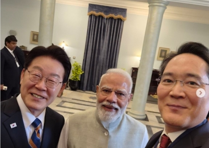 이재용, 李대통령·모디 총리와 나란히 '찰칵'…韓·印 경제 협력 밀착