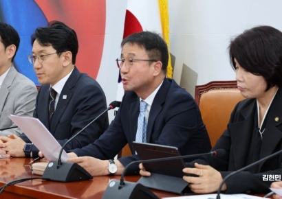 [포토] 한병도 “국힘, 장동혁 빈손 귀국 덮으려 정동영 비판”