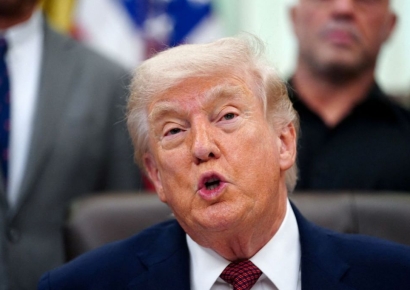 유가 급등에 비판 거세자, 트럼프 "특단의 대책"…한국전쟁 때 만든 전시법 발동