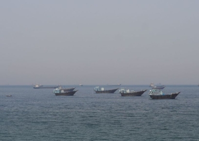 "IRGC Attacks Vessel Near Hormuz Strait"