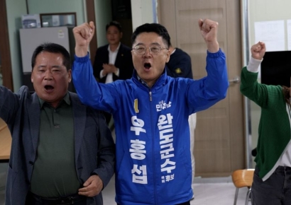[6·3선거]우홍섭, 완도군수 결선 승리 '조건 없는 정책연대' 효과