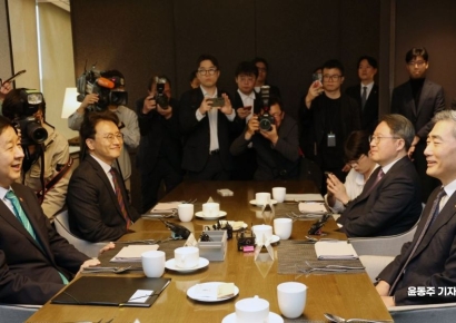 [포토] 신현송 한은 총재-구윤철 경제부총리 조찬회동