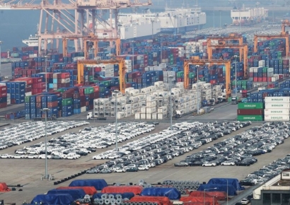 반도체 호황에 가려진 경제 기초체력...내년 잠재성장률 1%대 중반 추락  