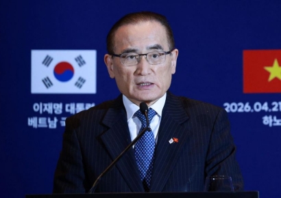 靑 "정동영 발언, 기밀 유출 아니다"…"韓美, 정상 상태로 조속히 돌아가야"