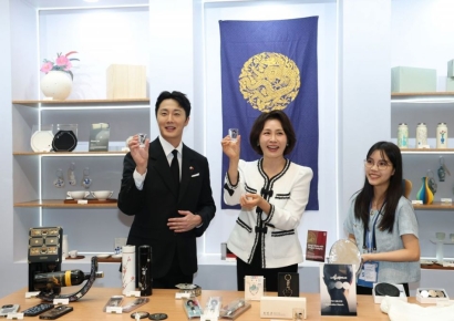 'K문화' 홍보대사 자처한 김혜경 여사 "꼭 한번 놀러 오세요"