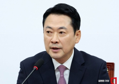 [포토] 장동혁 "당 대표 물러나는 게 선거 승리 도움되는지 고민"