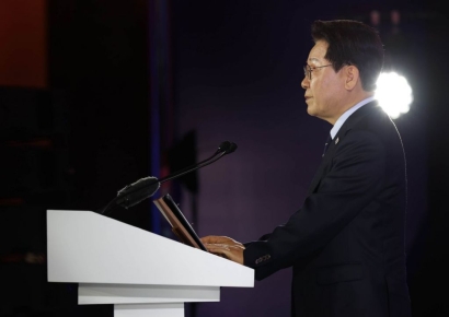 李대통령, '주사기 매점매석'에 "반사회적 행태 엄중 단죄…같이 삽시다"