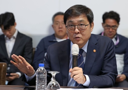 최휘영 문체부 장관 "지방 주도 성장 위해 생활체육 환경 중요"