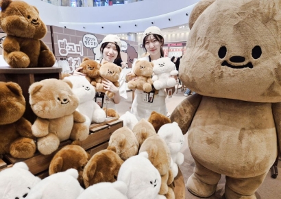 “이건 먹는 게 아니라 찍는 것”… 롯데百 광복점 ‘빵고미’ 팝업, SNS 인증 성지