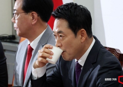 [포토] 장동혁 “한미 관계 악화가 경제 위기 부추기고 있다”