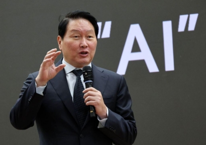 최태원 "엔비디아 전략 카피해야…AI 성공 공식은 속도·규모·보안"