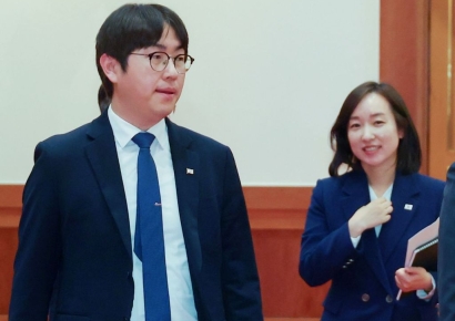 李대통령, '보선 출마' 하정우·전은수 사표 수리…"큰 결단했다"