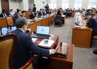 정개특위, 인천 기초의회 의원정수 증원 공직선거법 의결