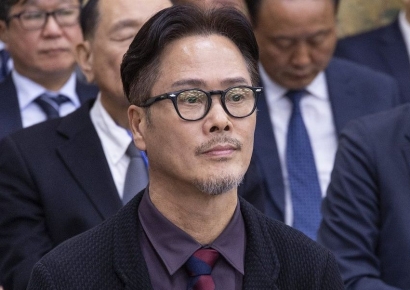 '제자 성폭행 혐의' 뮤지컬 배우 남경주, 불구속 기소…형사조정 불발