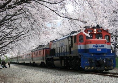 기차 타고 남도로 1박2일…문체부, 여행상품 최대 35% 할인