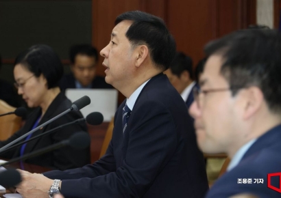 [포토] 구윤철 부총리, 비상경제회의 발언