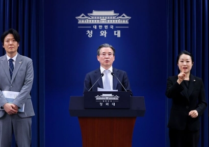 "나는 잔인한 금융시스템의 공범이었다"…김용범 靑 정책실장의 고백  