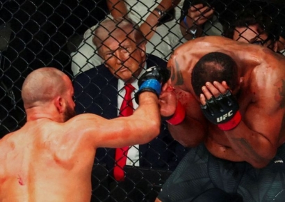 UFC 관람 열심히 했는데…트럼프, 청년 지지율 35%P 급락