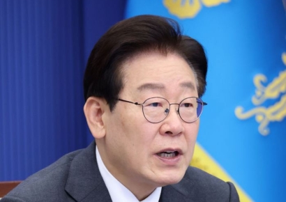 李대통령 "부동산 불패 신화 없다…정상화 피할 수 없는 흐름"