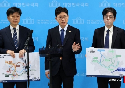 [포토] 정원오, '30분 통근·생활권 도시 구축' 서울시 교통공약 발표