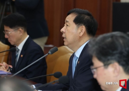 구윤철 "삼성전자 파업 절대 안돼…원칙있는 협상 끝까지 지원"