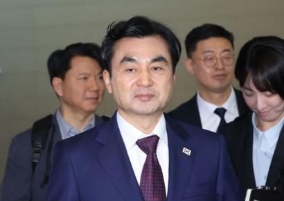 안규백 국방, 방미 출국…"전작권 전환 속도 문제없어"