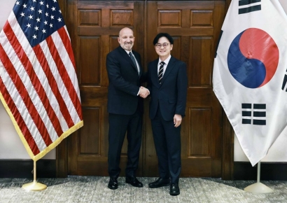 김정관, 美상무·OMB·에너지부 연쇄 회동…'한미 조선동맹' 실행기구 띄웠다