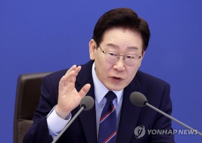 이 대통령 "민원은 공직자가 존중해야 할 국민의 뜻"