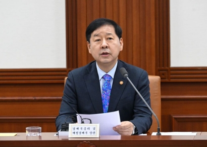 구윤철 "태릉 주택 공급 1년 앞당겨 2029년 착공...오피스텔 등 단기공급도 검토" 