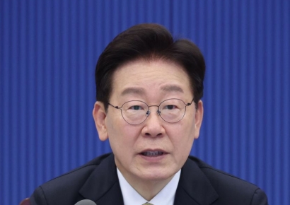 李대통령 "노동권만큼 경영권도 존중해야"…삼전 노사에 절제·상생 당부