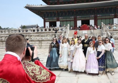 방한객 10명 중 8명 서울로…문체부, 지역 관광특구 2곳 키운다