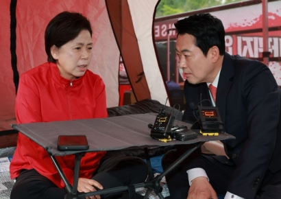 '단식농성' 양향자 "삼성전자 노사, 결단 내려달라"…張도 방문