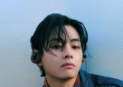 BTS 뷔 '크리스마스 트리' 스포티파이 5억회 재생