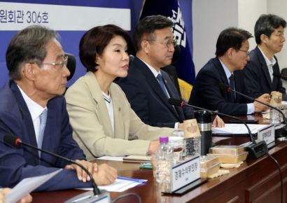 당정 "하천·계곡 불법시설물 과징금 강화 …징벌적 이행강제금 검토"