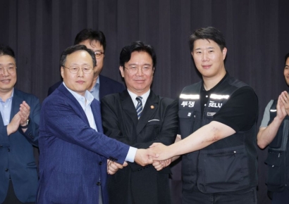삼성전자 노사 합의에 총파업 유보…"1년간 적자사업부 배분 방식 유예"