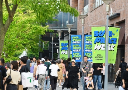 외국인 역대급으로 몰려오더니 '5.9조' 사용…유례없는 호황 기대되는 백화점