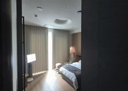 "다녀오셨어요? 습도 높아 제습 켜둘게요"…현관문 열자 집이 반응했다[르포]