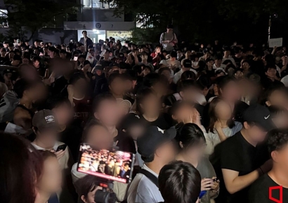 경찰 기동대까지 투입, 인파 수백명 몰려 투표함 반출 저지…잠실7동 투표소 '아수라장'