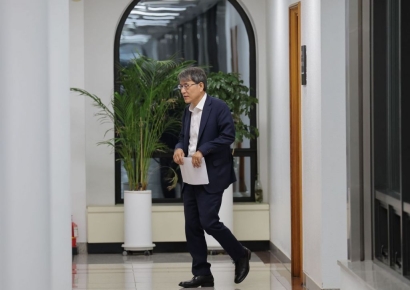 选举管理委员会：选票不足事态“不属于延期或重新选举事由”