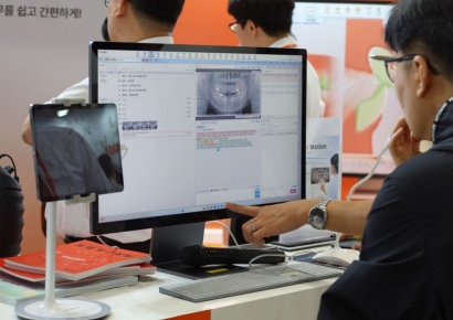 오스템임플란트, AI 기반 전자차트 기능 강화…디지털 치과 진료 혁신 가속