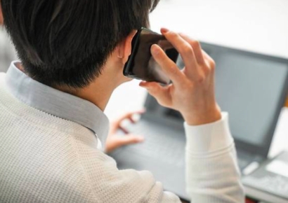总统支持率触及“最低点”后悄然停止发布民调……普京遭舆论侧目