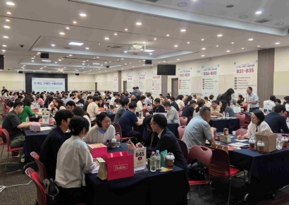 "인구 17.5억 신흥시장 뚫는다"… 코트라, K푸드 수출상담회 개최