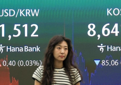 코스피 상승 출발해 8900선…장중 최고치 경신