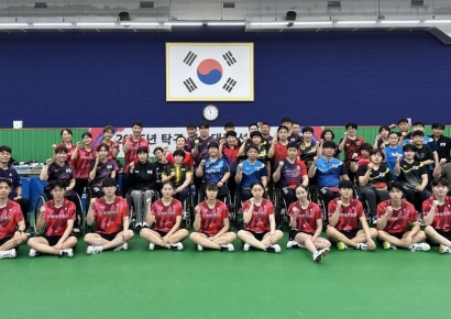 미래에셋증권 탁구단, 장애인 선수들과 재능기부 진행
