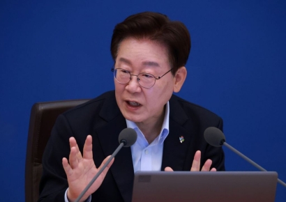 [Exclusive] "Robots After Semiconductors"... Lee Jae-myung Administration Unveils Blueprint to Foster K-Robotics