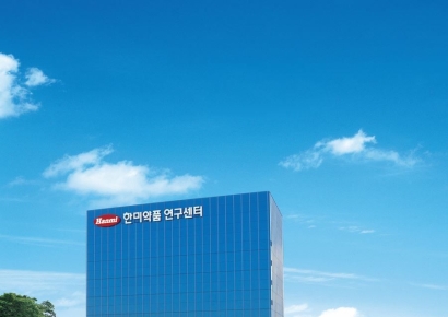 [클릭 e종목]한미약품, '3.2조 기술수출'에 목표주가 58만→73만원