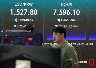 "반도체 끝났다"vs"아니다 더 간다" 메모리 정점 찬반 팽팽